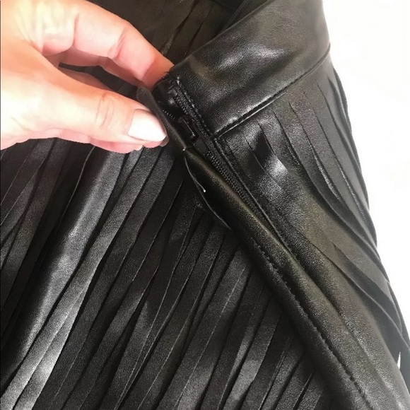DIVIDED H&M Faux Leather Fringe Mini Skirt Black 4 - Picture 4 of 5